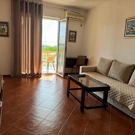 Apartment Topolica บาร์ ภายนอก รูปภาพ